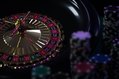 abimana mobile app interface showing live games